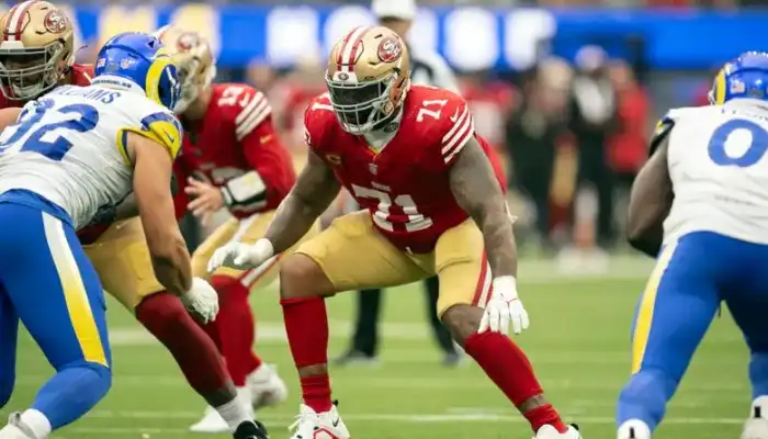 What Is An Offensive Lineman In Football? Explained